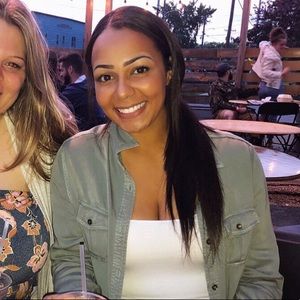 Meet your Posher, Georgia